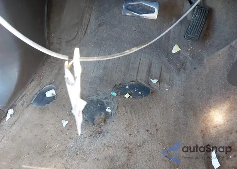 1998 Toyota 4Runner Sr5 V6 z USA, uszkodzony, nr VIN JT3GN86R7W0072900